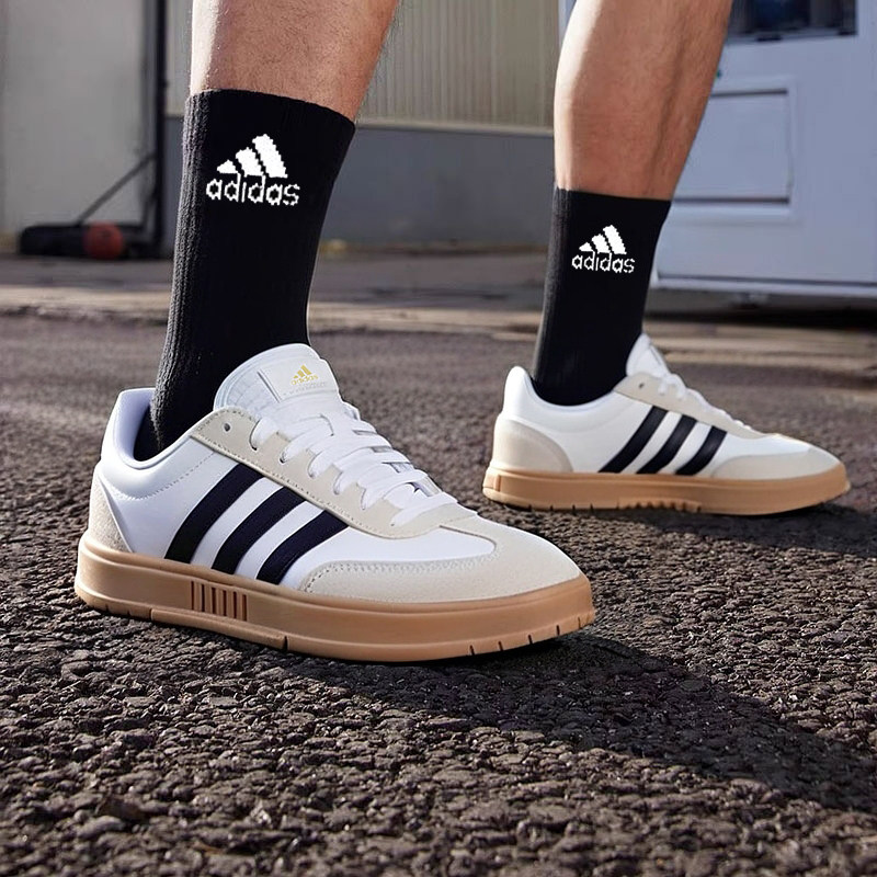 Scarpe da Skate Adidas IE9044  - Outdoor Lighting Hong Kong recensione e prezzo