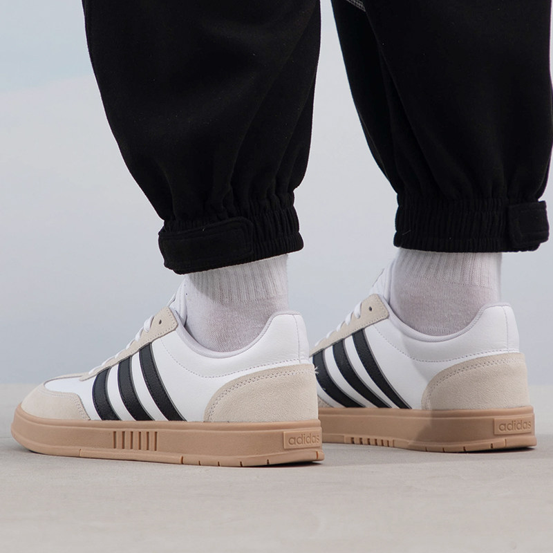 Scarpe da Skate Adidas IE9044  - Outdoor Lighting Hong Kong recensione e prezzo