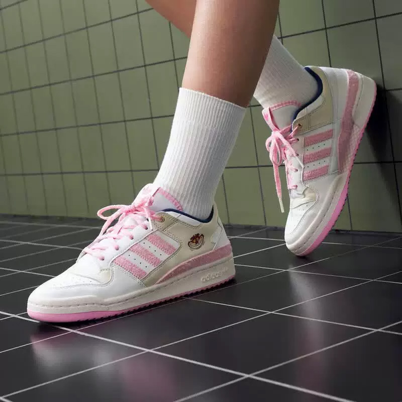 Scarpe da donna della collabor - Outdoor Lighting Hong Kong recensione e prezzo